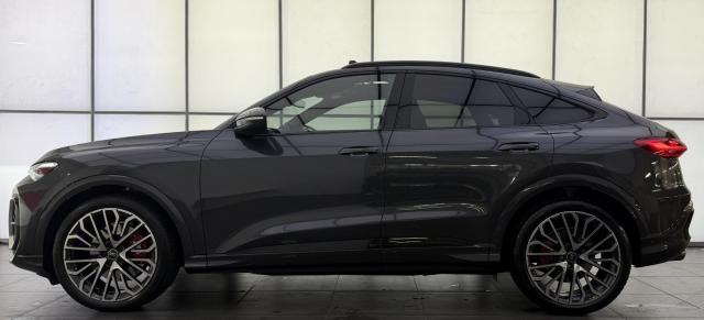 Audi Q5 Sportback image 2