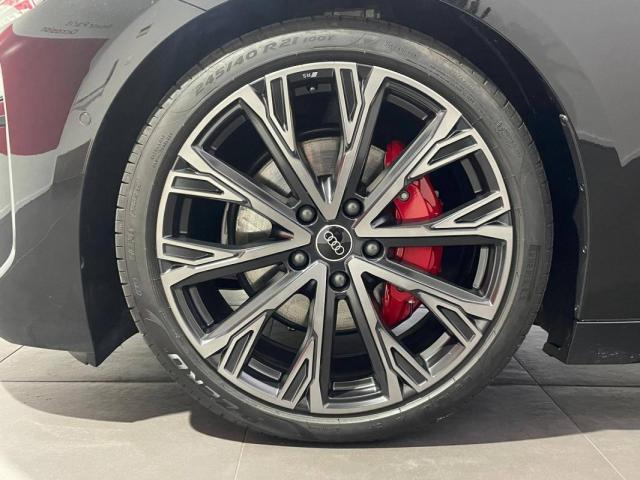 Audi E-Tron image 9
