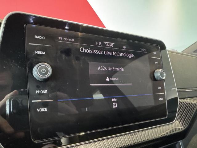 Volkswagen T-Cross image 3