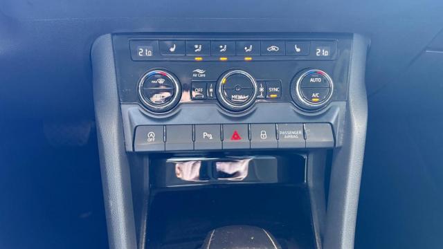 Skoda Karoq image 3