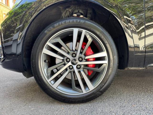 Audi Q5 Sportback image 1