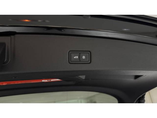 Audi Q4 E-Tron image 1