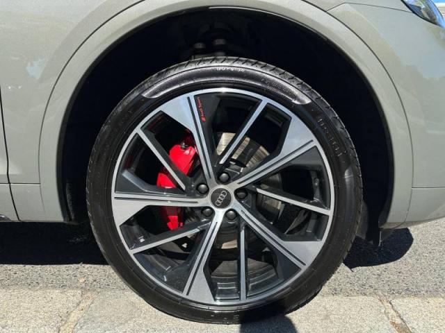 Audi Q5 image 1