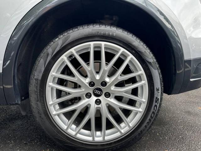 Audi Q5 image 1