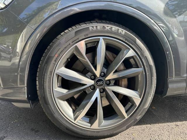Audi Q7 image 5