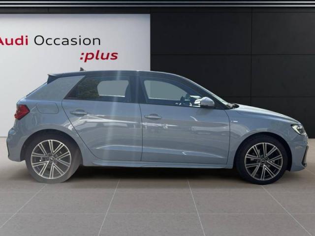 Audi A1 Sportback image 1
