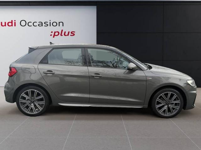 Audi A1 Sportback image 1