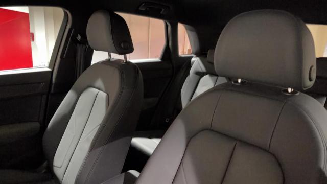 Audi Q3 image 8