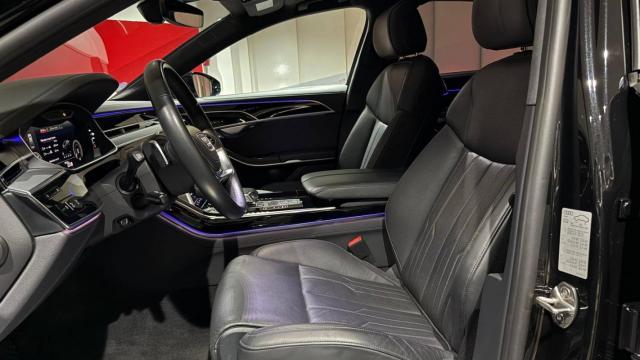 Audi A8 image 3
