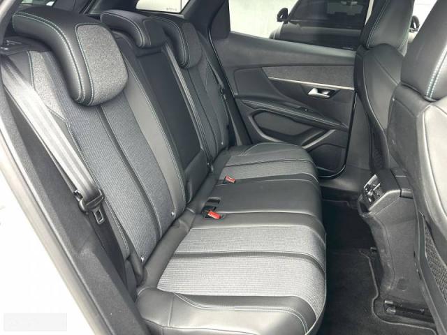 Peugeot 3008 image 4