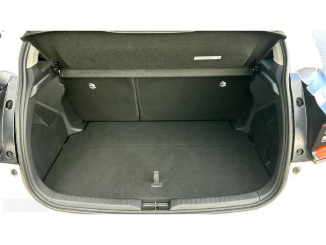 Toyota Yaris image 9