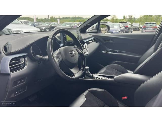 Toyota C-Hr image 2