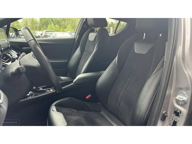 Toyota C-Hr image 5