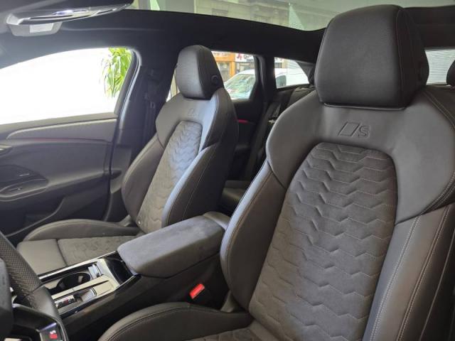 Audi E-Tron image 8