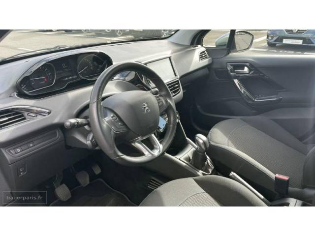 Peugeot 208 image 2