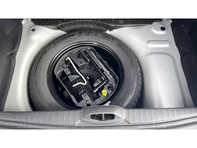 Peugeot 208 image 8