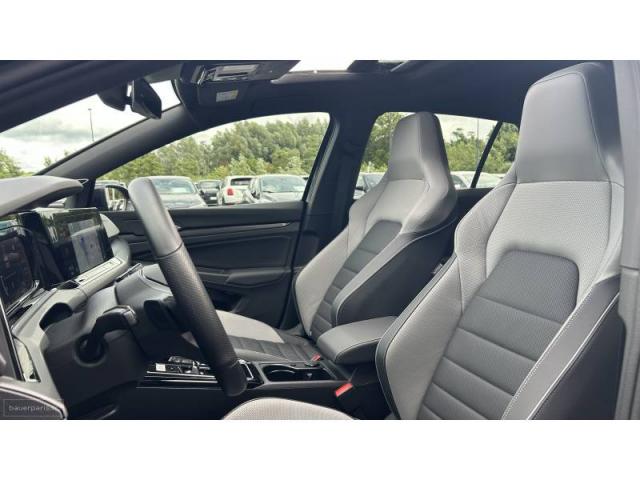 Volkswagen Golf image 2