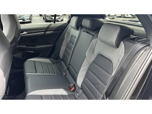 Volkswagen Golf image 9