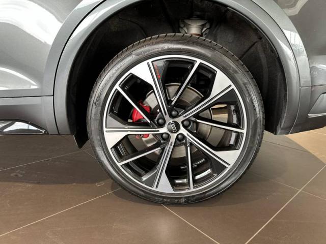 Audi Q5 image 1