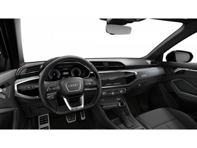 Audi Q3 image 3