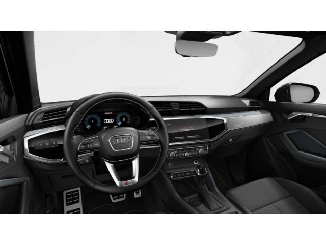 Audi Q3 image 2