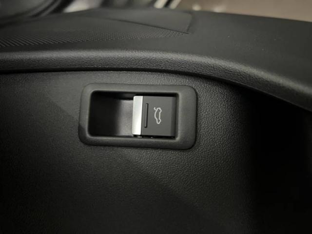 Audi Q4 E-Tron image 2