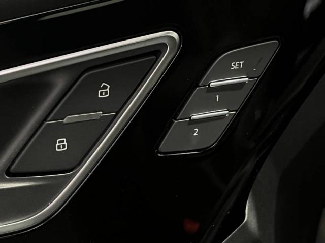 Audi Q4 E-Tron image 4