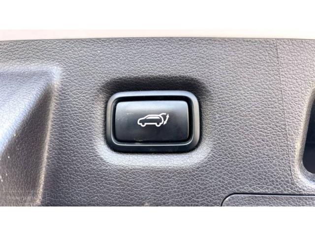 Hyundai Santa Fe image 8
