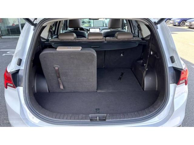 Hyundai Santa Fe image 9