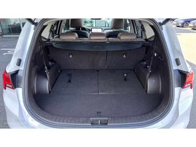 Hyundai Santa Fe image 6