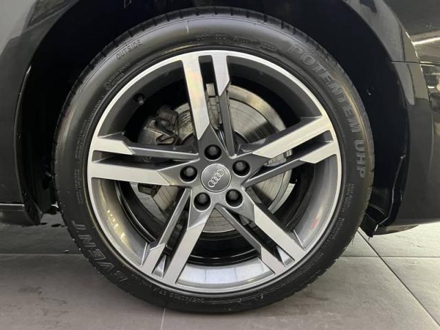 Audi A4 image 6