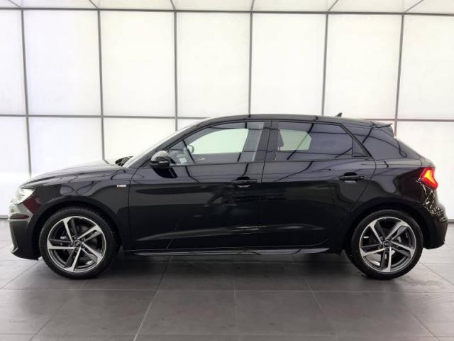 Audi A1 Sportback image 1