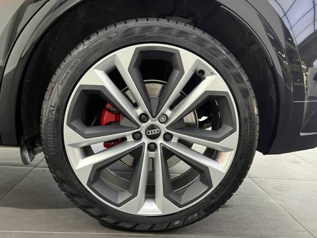 Audi Q5 image 1