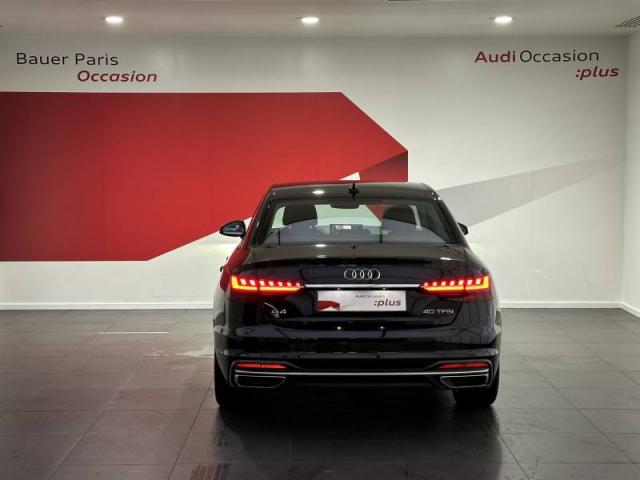Audi A4 image 2