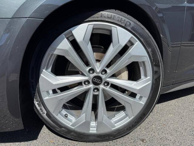 Audi A6 Allroad image 1