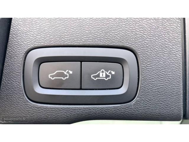 Volvo Xc60 image 9
