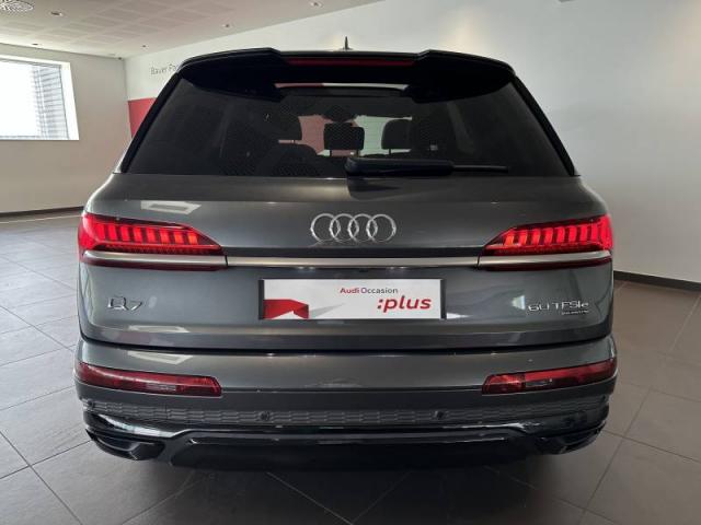 Audi Q7 image 7
