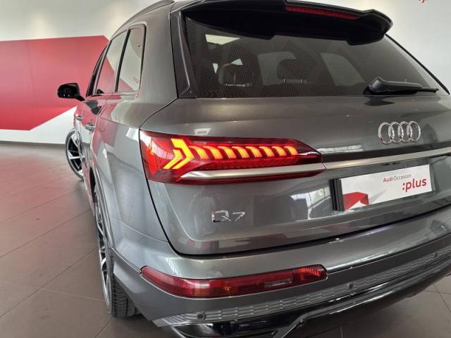 Audi Q7 image 2