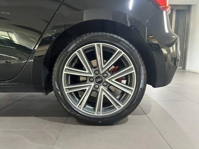 Audi A1 Sportback image 1