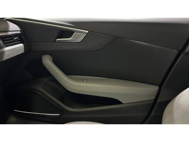 Audi A4 Avant image 2