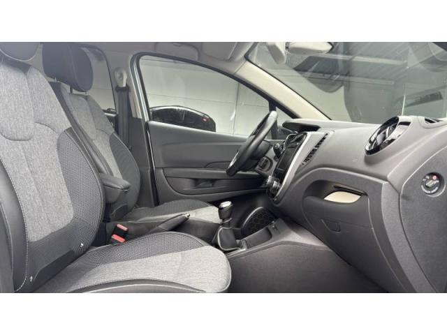 Renault Captur image 2