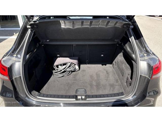 Mercedes Benz Gla image 9