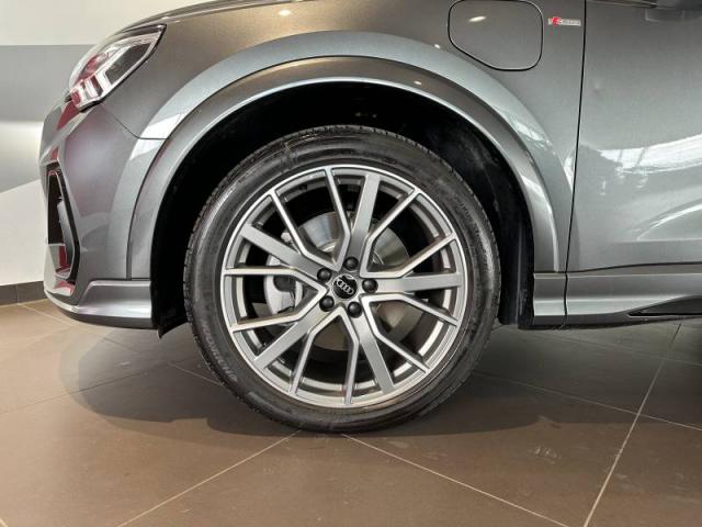 Audi Q3 image 5