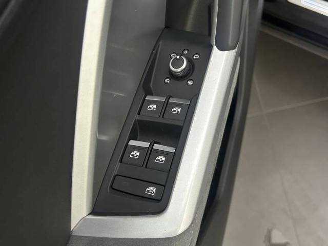 Audi Q3 image 9