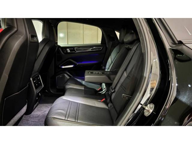 Porsche Cayenne Coupé image 9