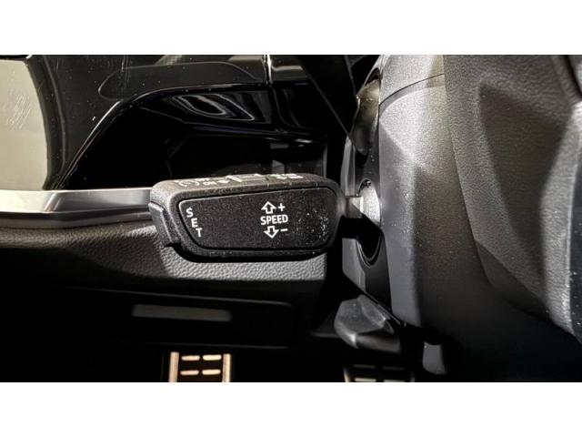 Audi Q3 image 2