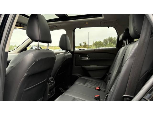 Nissan X-Trail image 8