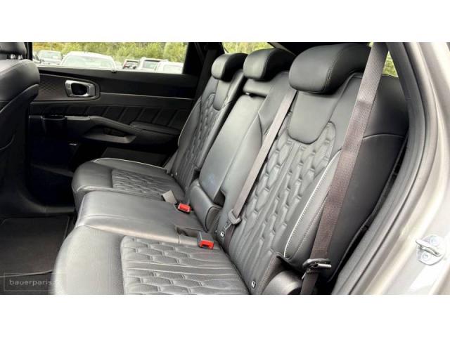 Kia Sorento image 5