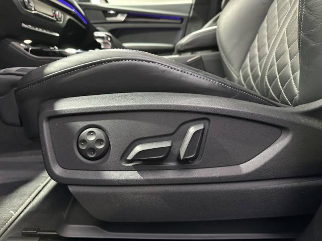 Audi Q5 Sportback image 2