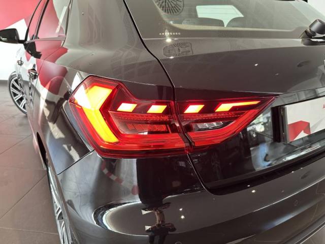 Audi A1 Sportback image 1